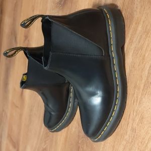 Dr. Martens Chelsea Boots